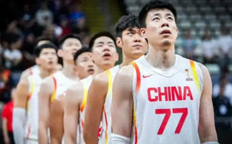 kaiyun-4连胜晋级难了？中国男篮传1个好消息2坏消息，下期12人名单浮现